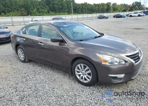 2015 Nissan Altima 2.5 из США, поврежденный, VIN 1N4AL3AP8FC169169